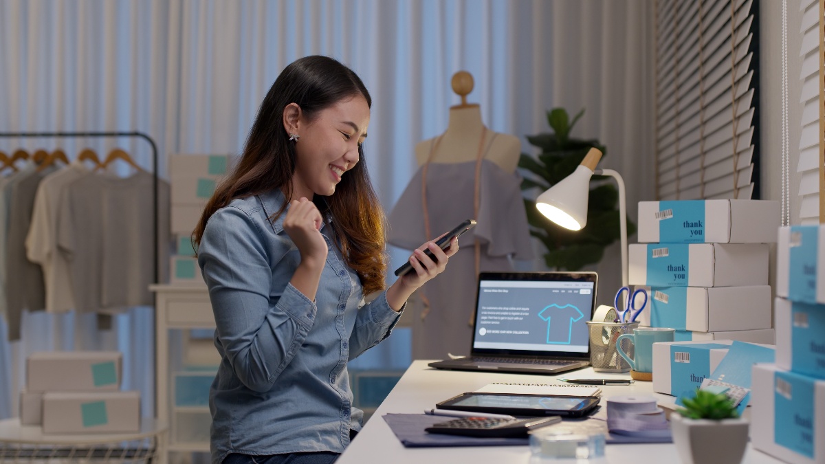 business-owner-looking-for-digital-lending-solutions-loan-origination-platform